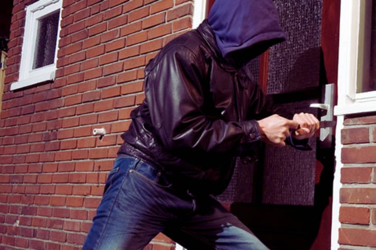 UK unsolved Burglaries.